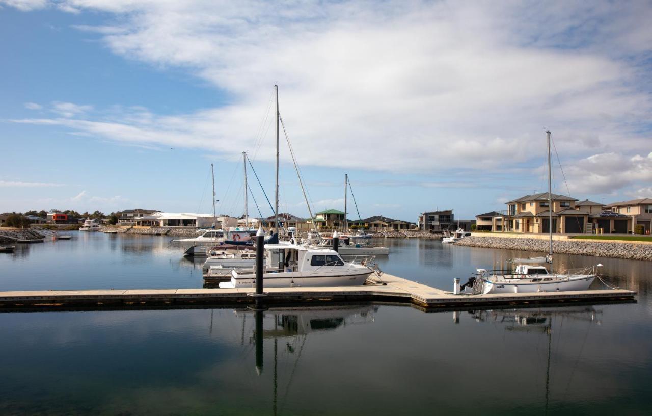 Modra'S Apartments Tumby Bay Exterior photo