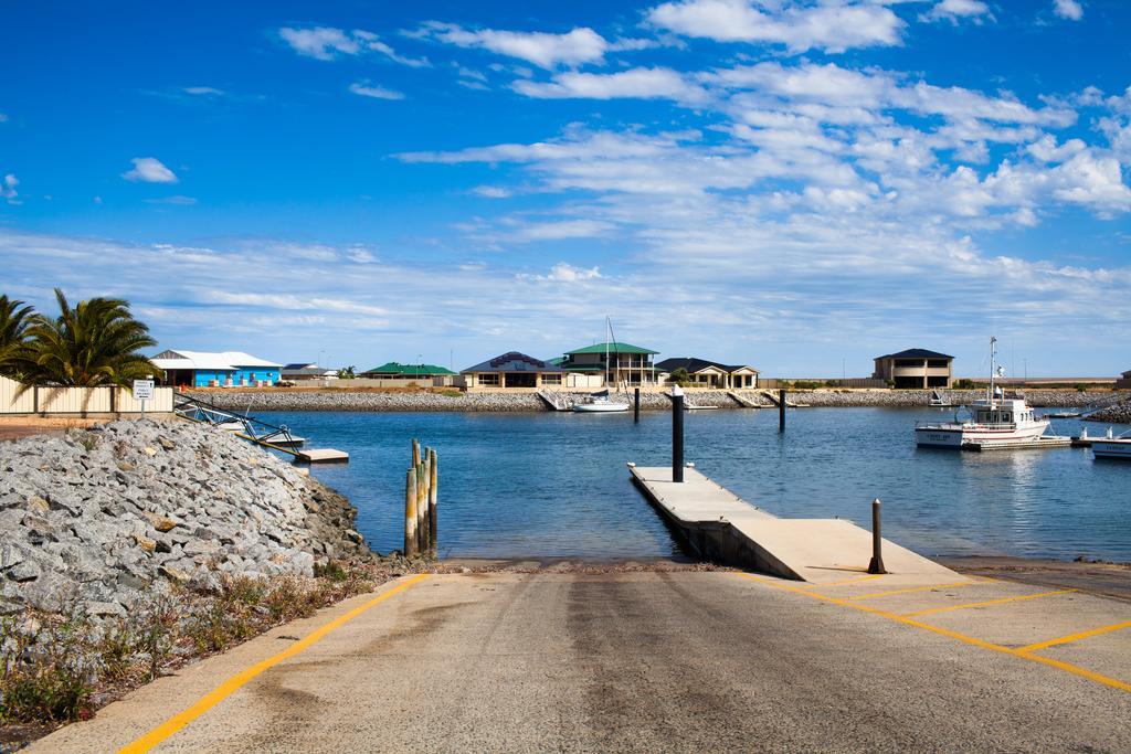Modra'S Apartments Tumby Bay Exterior photo
