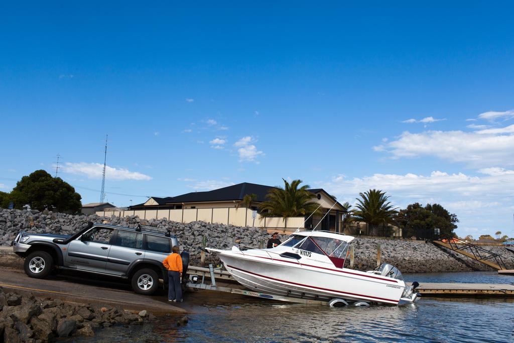 Modra'S Apartments Tumby Bay Exterior photo